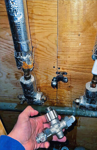 https://wembleyplumber.com.au/uploads/2025/06/emergency-plumbing-358284.jpg